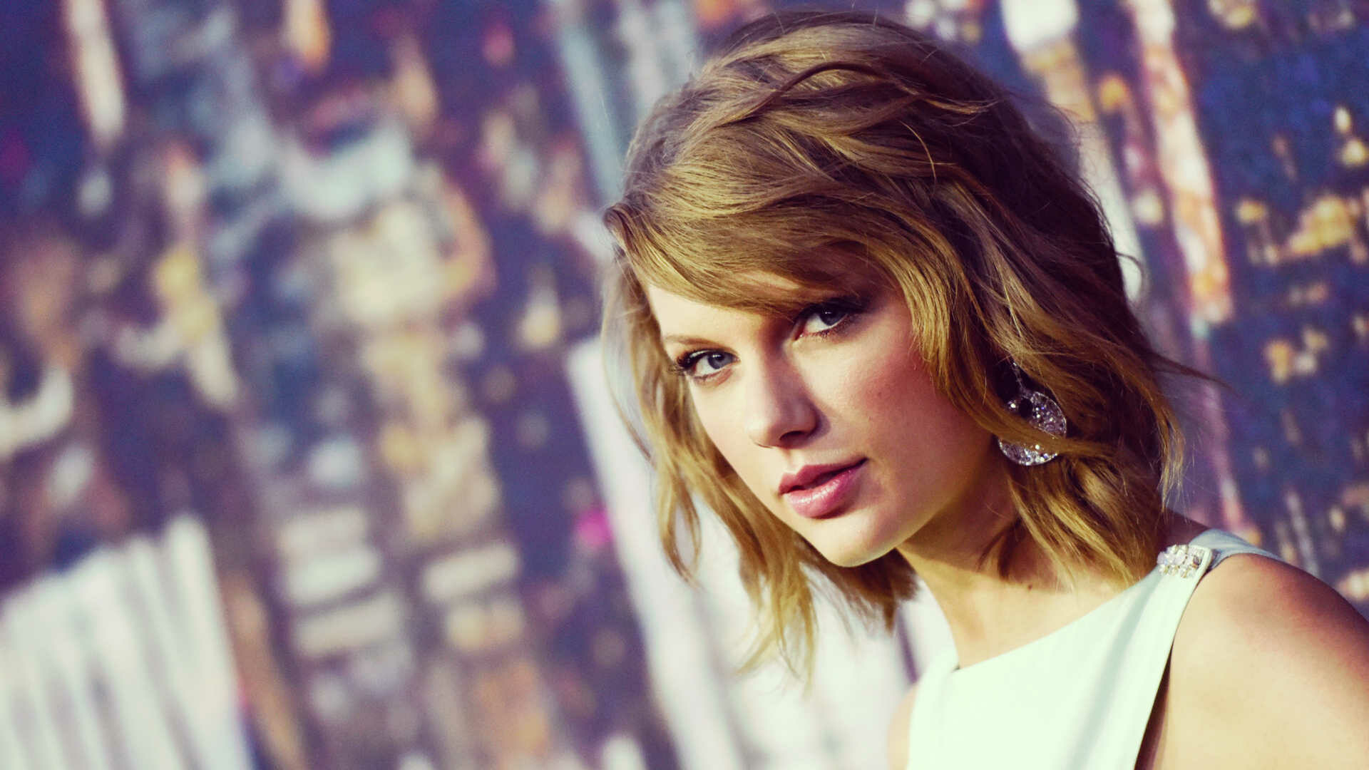 Taylor Swift #wallpaper. #beautiful... - HD 1080p wallpapers | Facebook