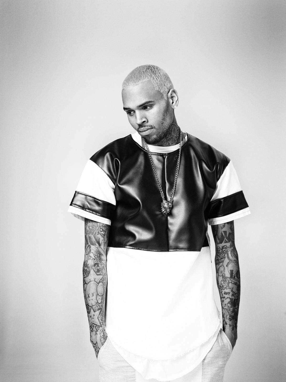 Chris Brown iPhone Wallpapers - Top Free Chris Brown iPhone Backgrounds -  WallpaperAccess